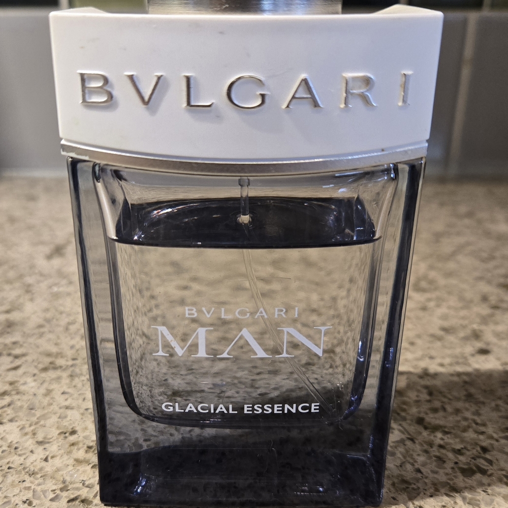 Bulgari Man Glacial Essence - White and Blue